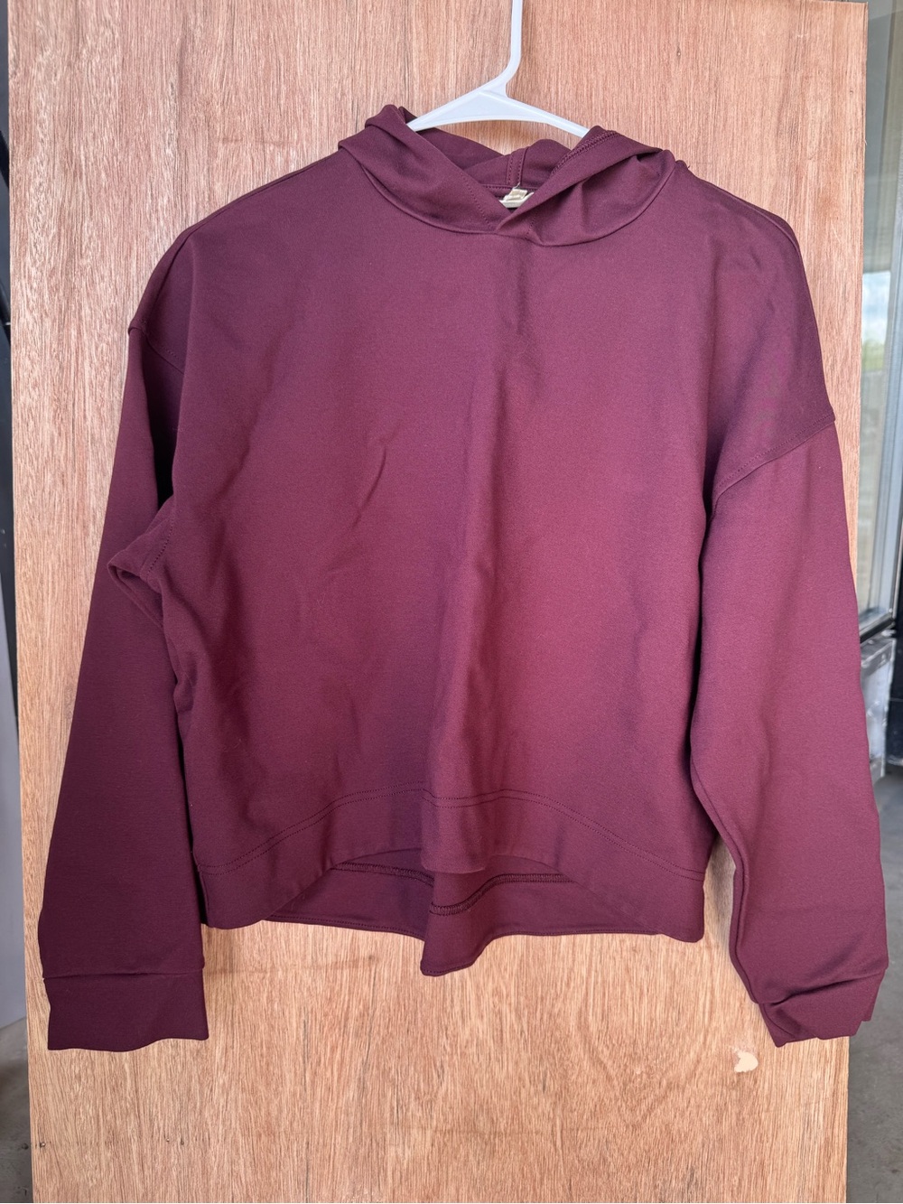 Madewell Women’s Cropped Hooded Pullover Sweatshirt - Burgundy